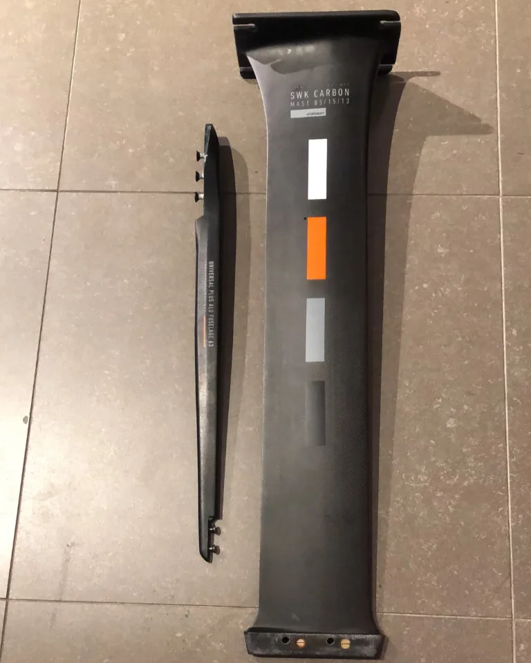 RRD Mast SWK Carbon 85 + RRD Universal Plus Alu Fuselage 63 Y30 - Usato in ottime condizioni — used Wing Foil gear on SwellCave