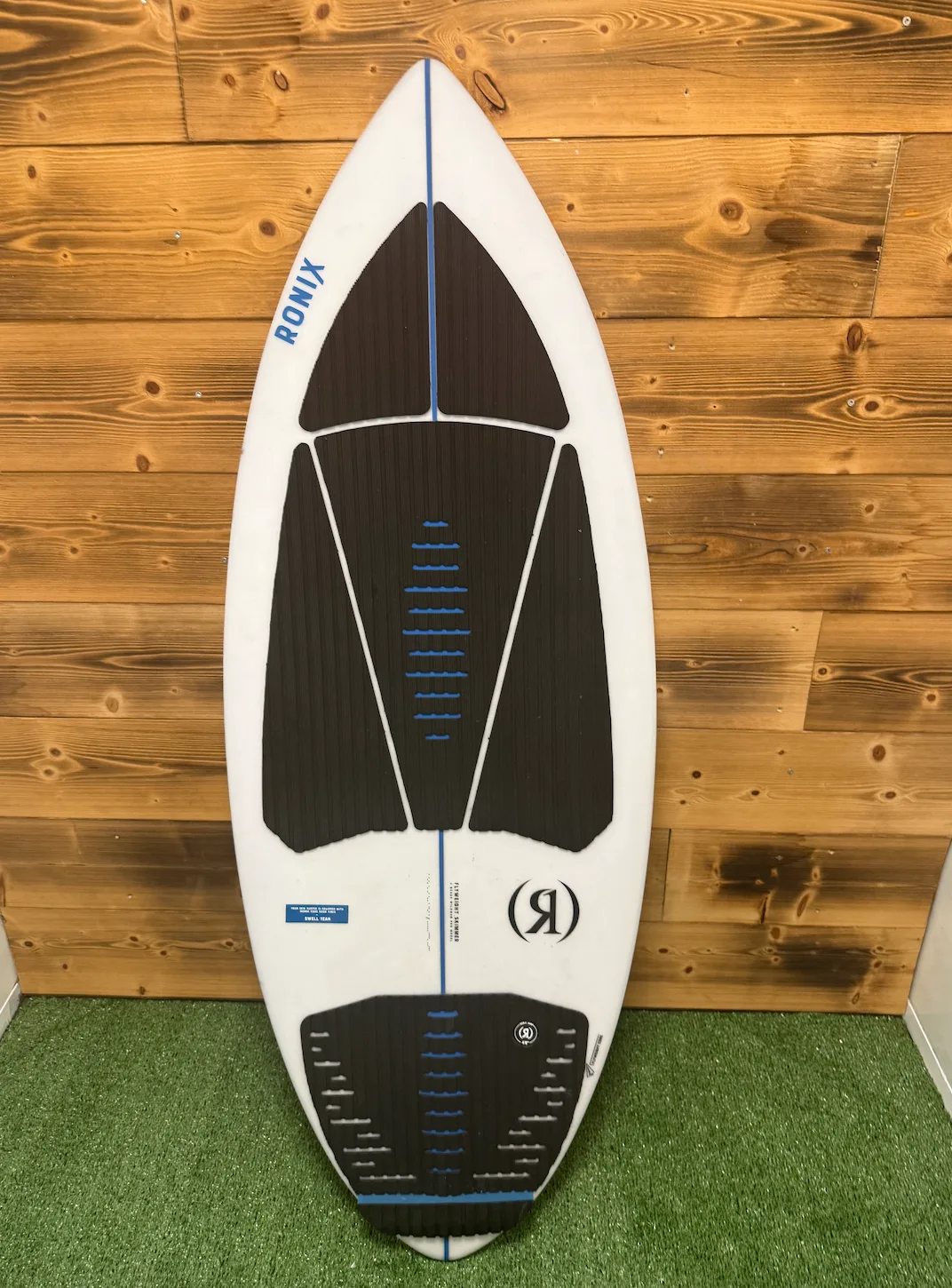 Wakesurf Board SKIM Ronix — used Surf gear on SwellCave