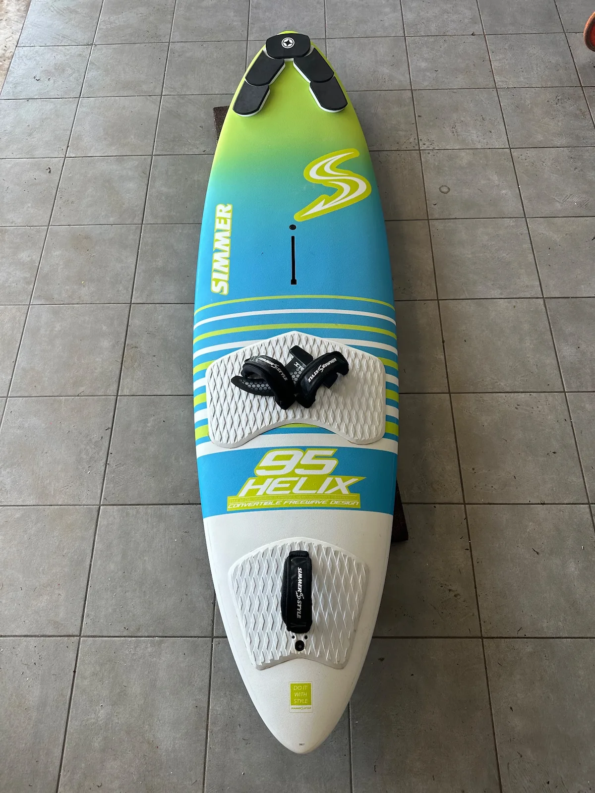 SIMMER helix 95lt — used Windsurf gear on SwellCave