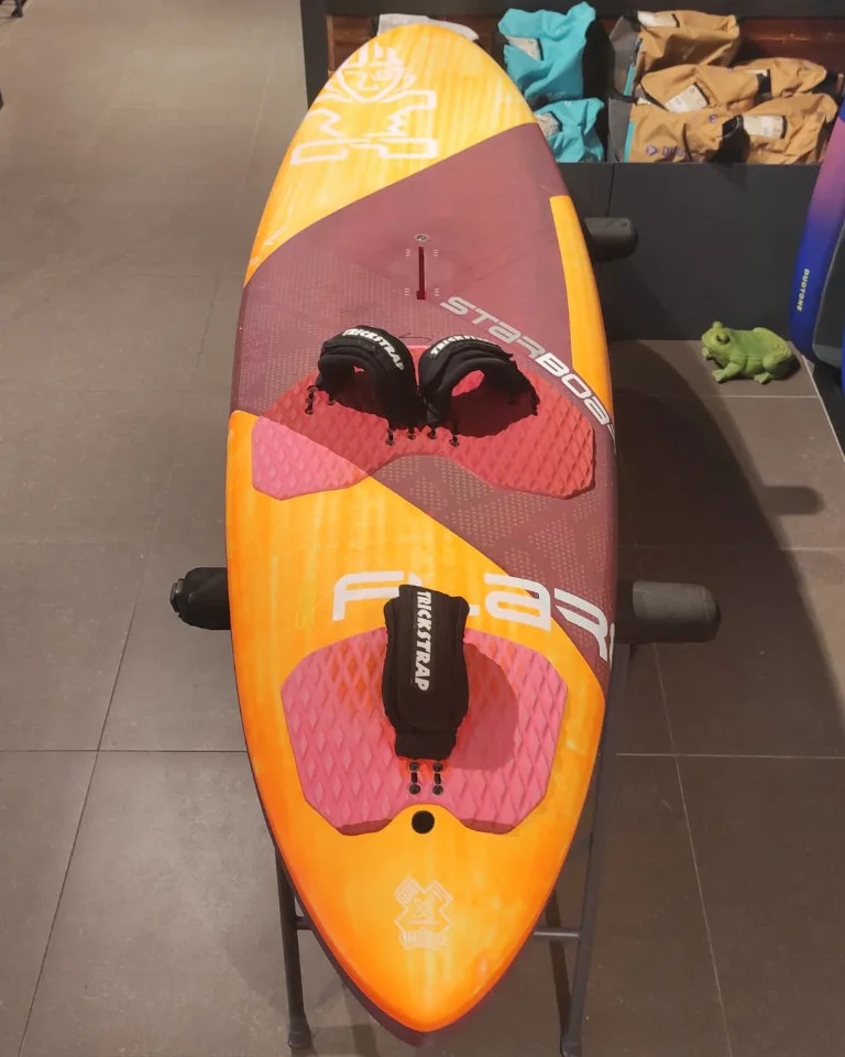 Starboard Flare 93 Carbon Reflex 2018 - Usato in buone condizioni — used Windsurf gear on SwellCave
