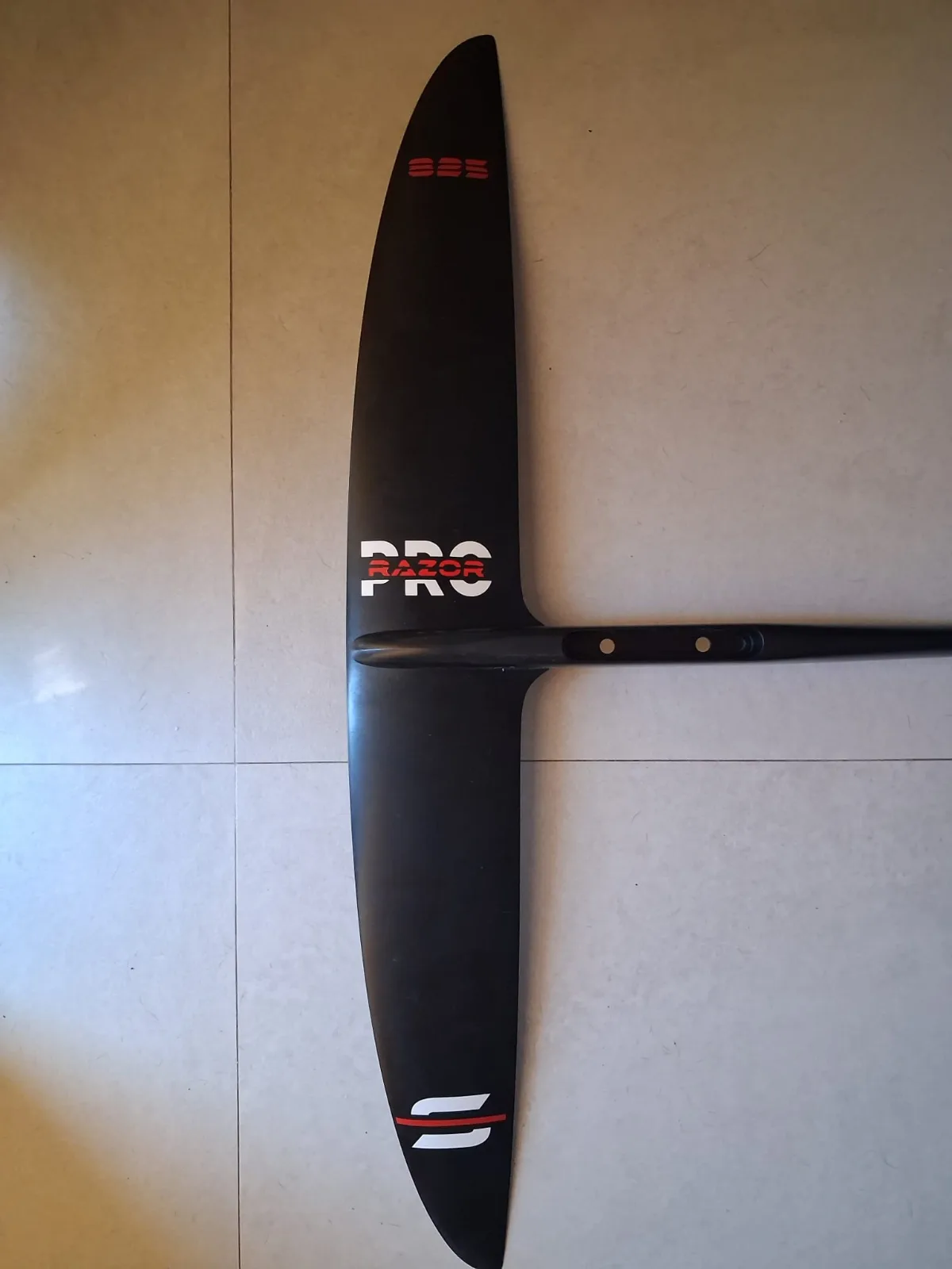 SABFOLI RAZOR 825 + FUSOLIERA — used Wing Foil gear on SwellCave