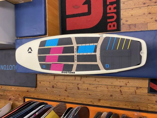 Duotone WHIP SLS — used Kitesurf gear on SwellCave