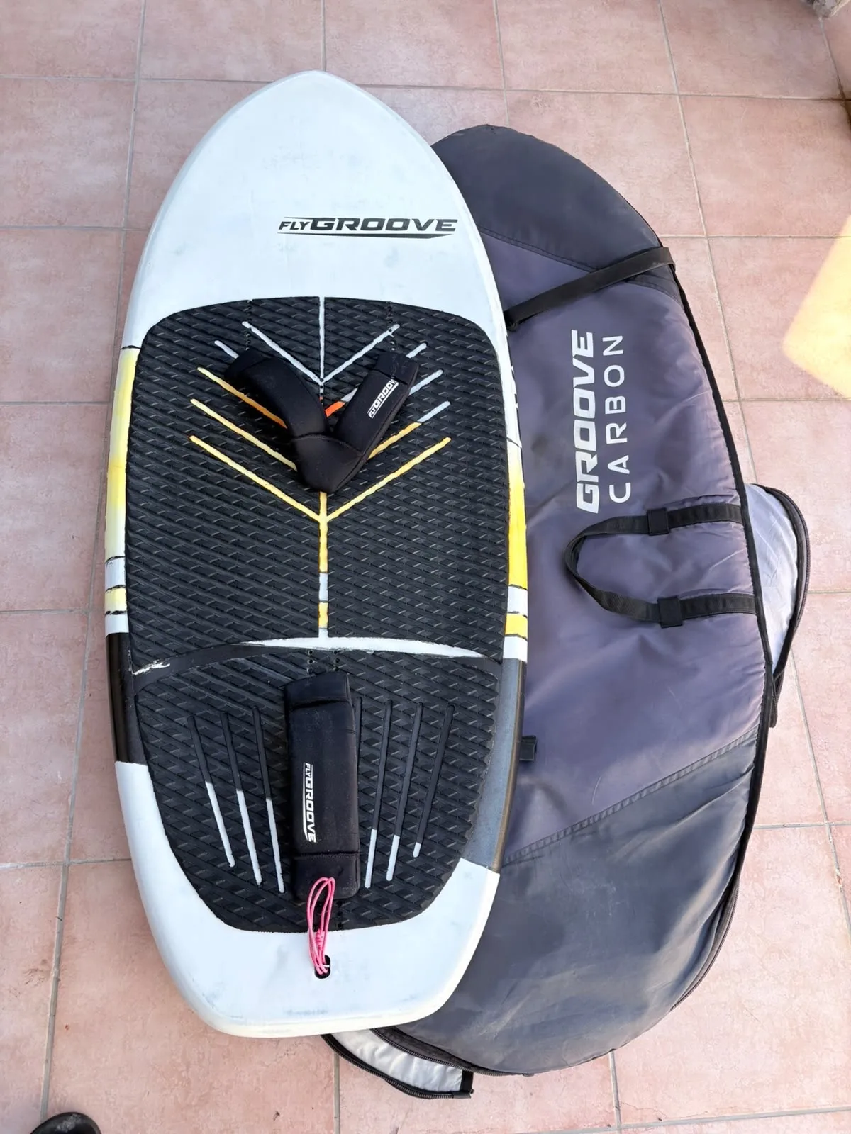 Tavola fly Groove Gwave anno 2024 70 litri — used Wing Foil gear on SwellCave