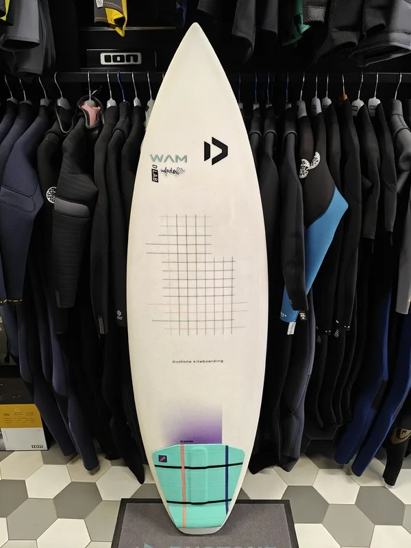 Duotone Wam Dlab 5'9'' — used Kitesurf gear on SwellCave