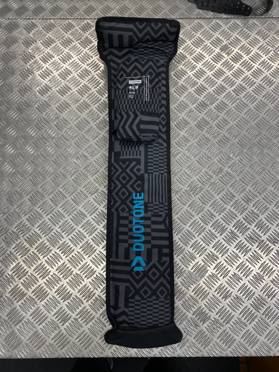 DUOTONE MAST AERO MID QM 82 SLS — used Wing Foil gear on SwellCave